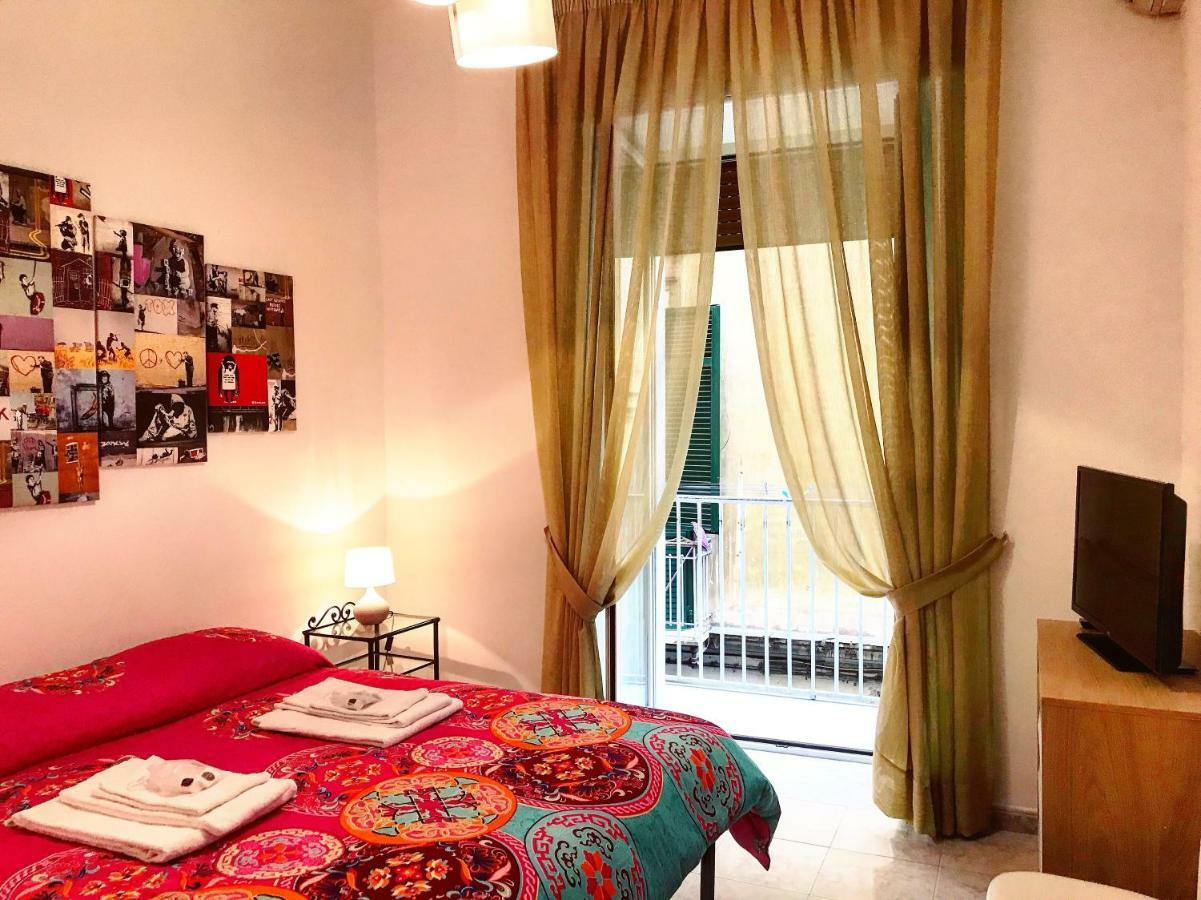 Casa G&G Pignasecca 2 Nel Cuore Di Napoli Экстерьер фото