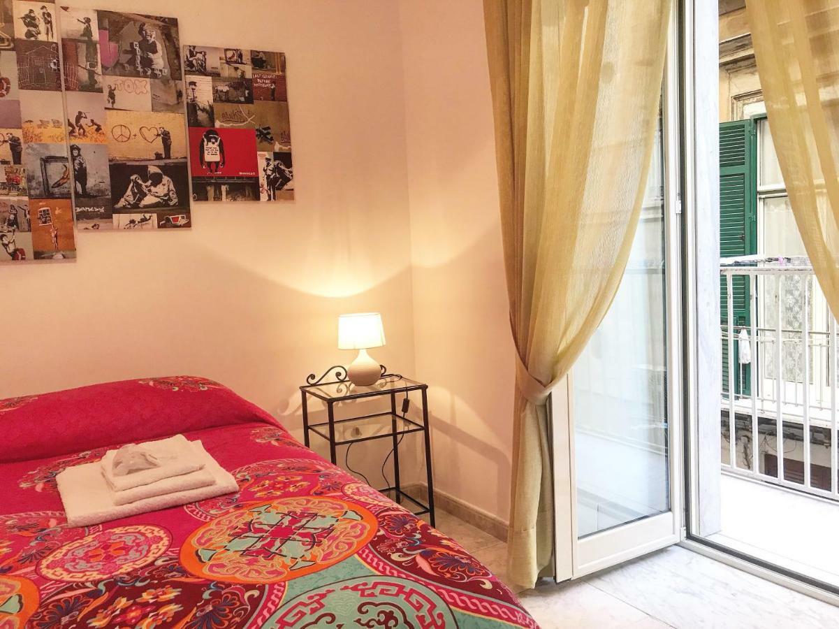 Casa G&G Pignasecca 2 Nel Cuore Di Napoli Экстерьер фото